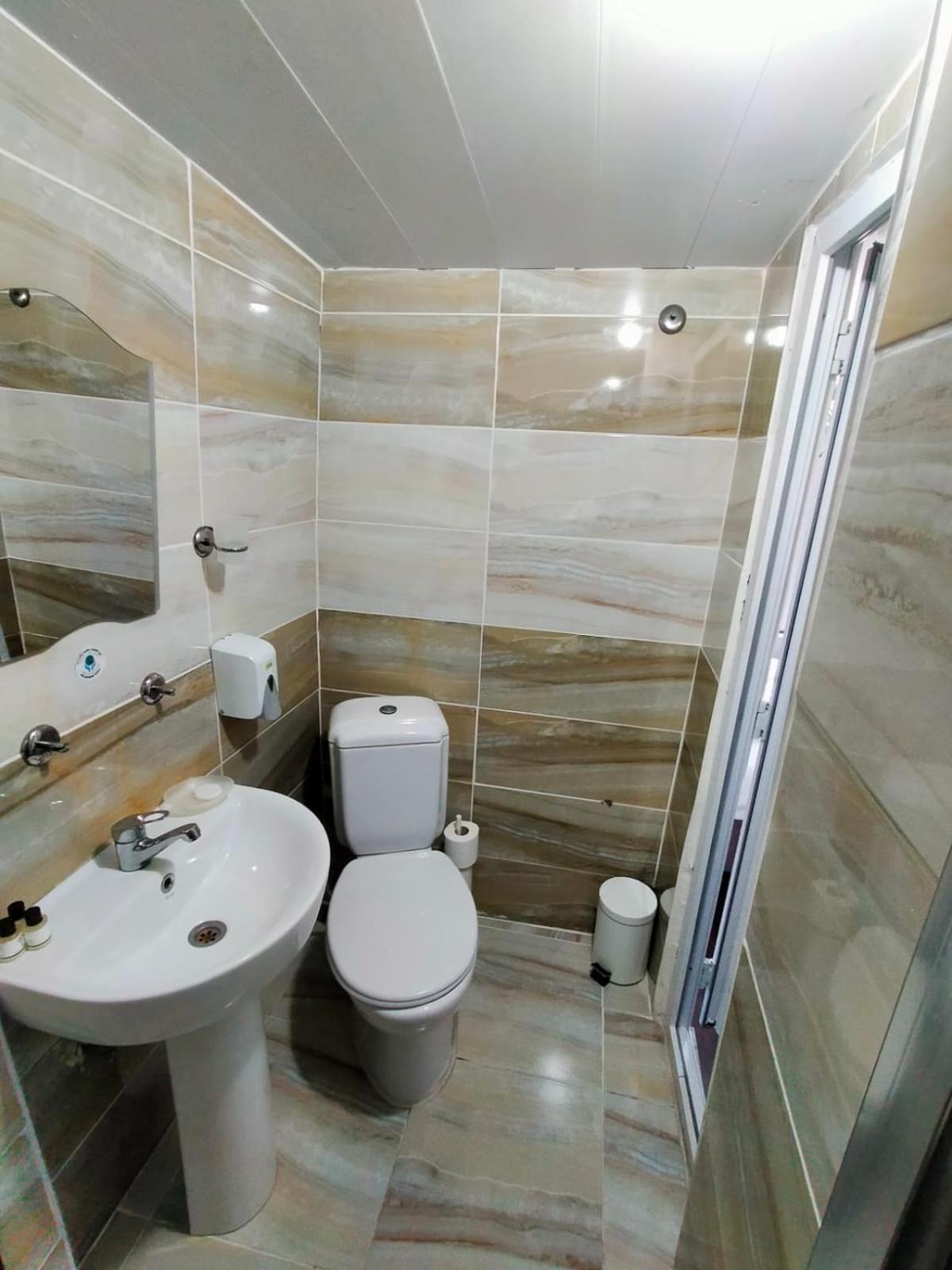Grand Romanos Hotel Istanbul Ngoại thất bức ảnh